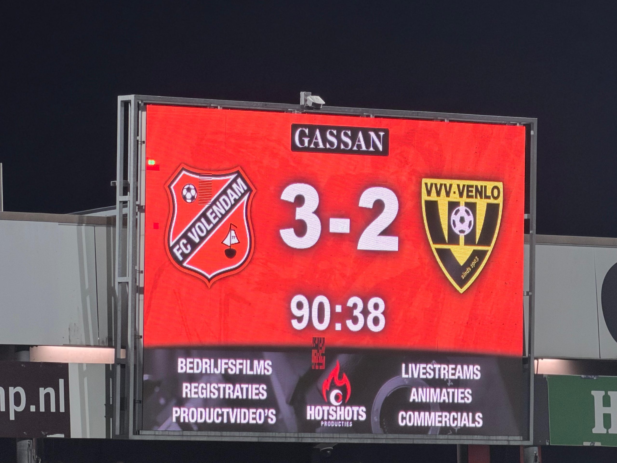 FC Volendam houdt stand tegen VVV-Venlo en boekt nieuwe thuiszege ?? -