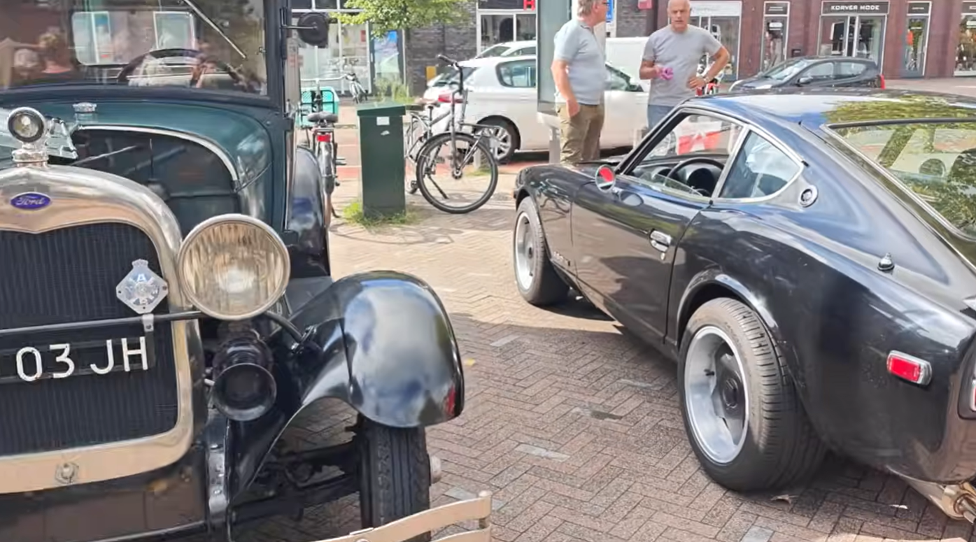 Oldtimers glimmen in Oostzaan ?? -