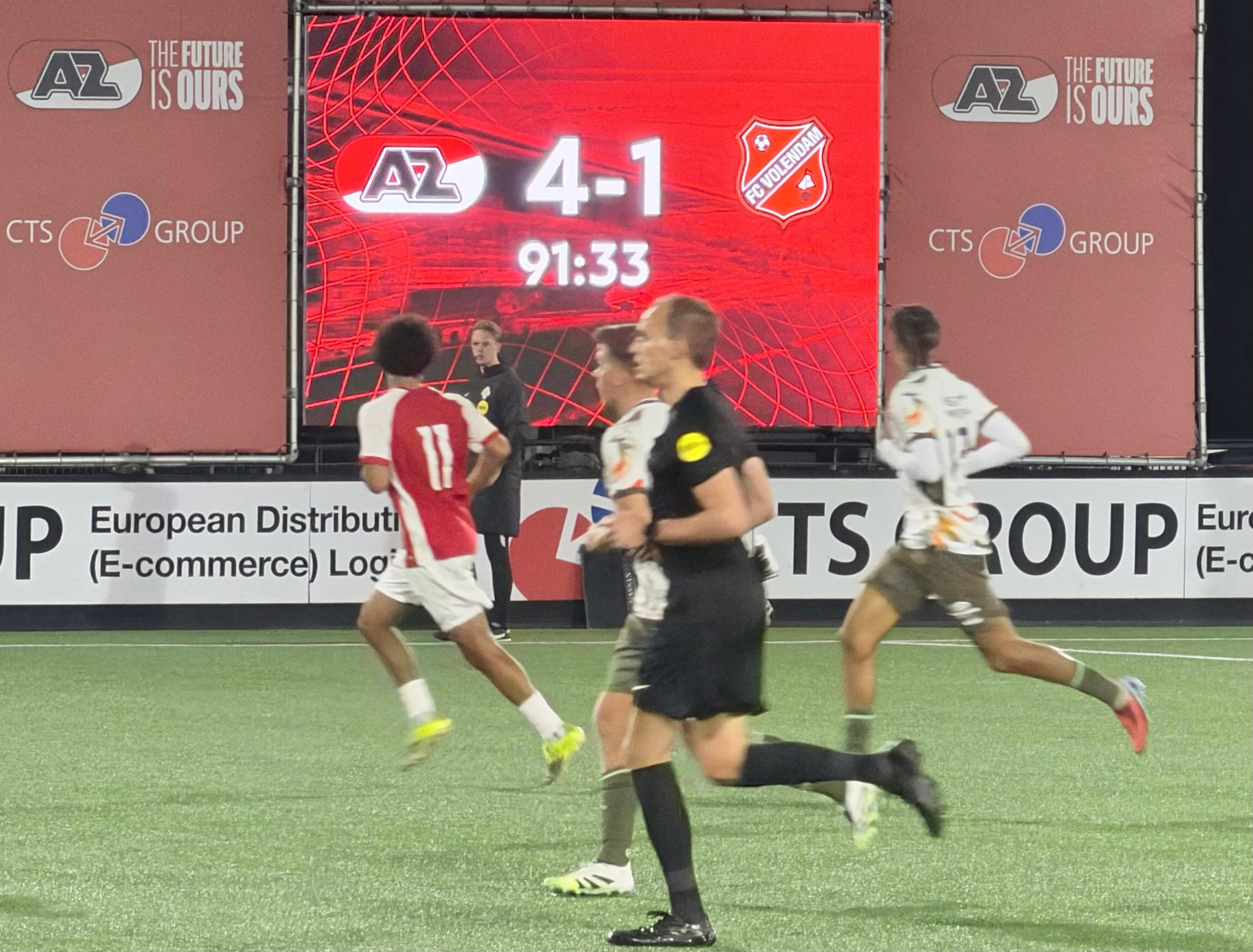 FC Volendam beleeft pijnlijke avond tegen Jong AZ -