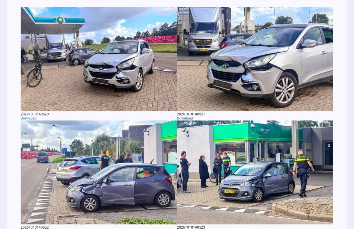 Bijrijder gewond na aanrijding in Volendam -