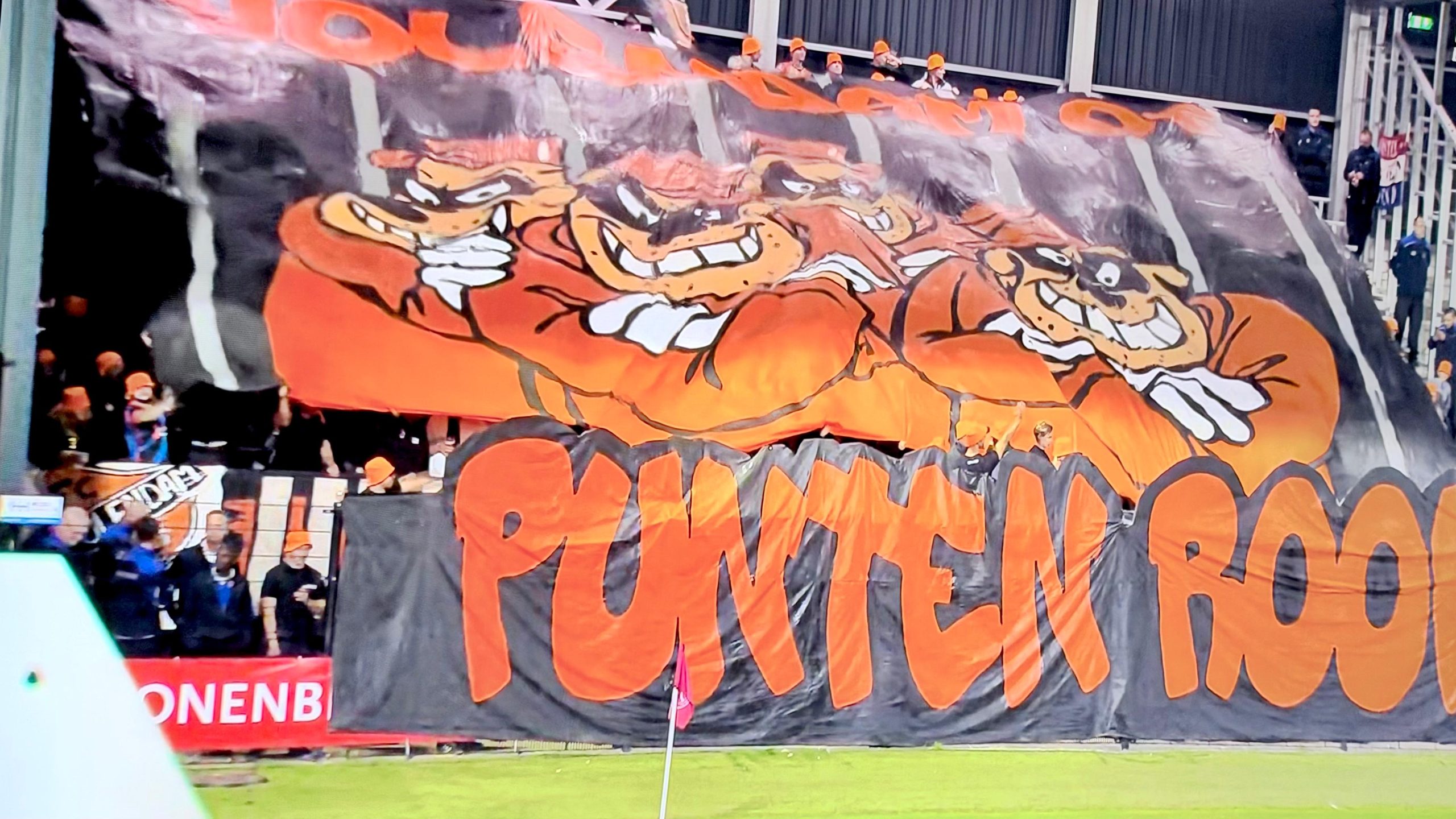FC Volendam blijft weer zonder punten buitenshuis na nederlaag in Almere -